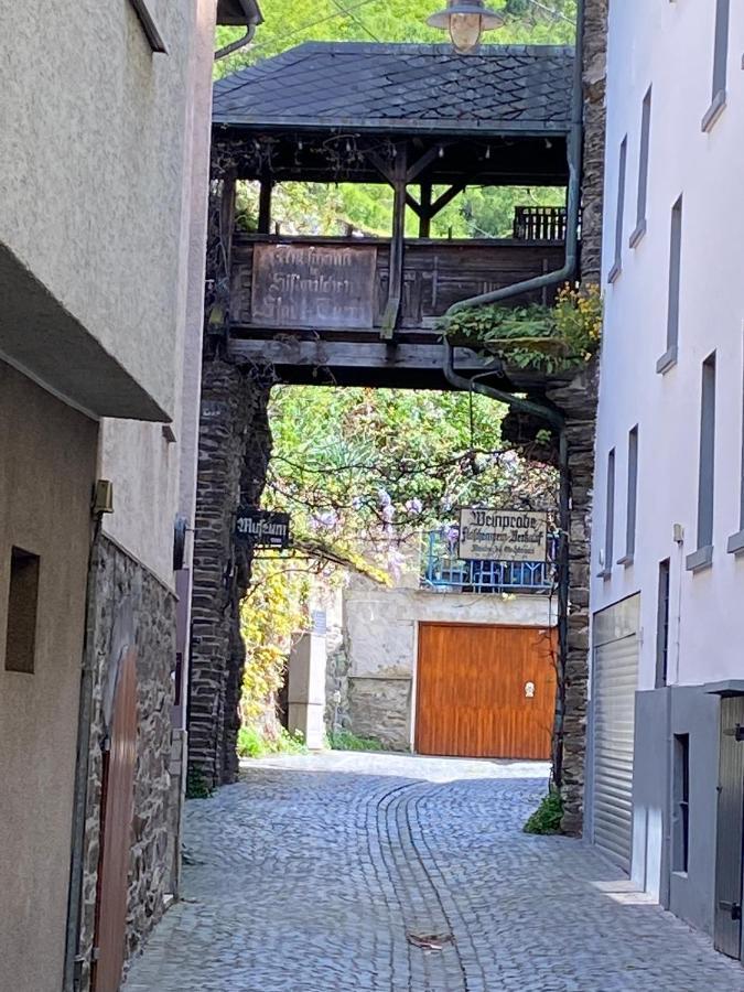 Alte Schmiede In Der Altstadt Von Sankt Goarshausen Esterno foto